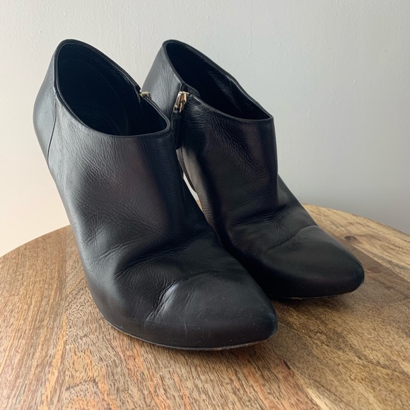 Vintage Gucci booties style 246767 - Picture 6 of 11